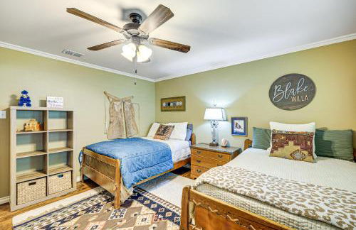 Del Rio Home with Large Yard, BBQ and Fireplace! - Foto 25