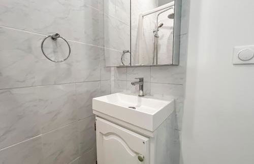 Studio douillet, proche tram & bus - Photo 15