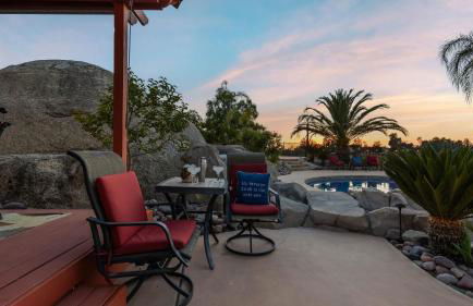 Chardonnay Charm by Avantstay Luxe Group Retreat w/ Pool Mins to Wineries - Foto 92