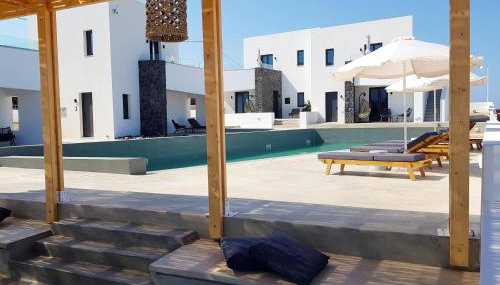 myLithos Suites - Photo 3, sunbed