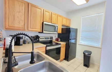 Spacious 2BR 2BA Suite - Walk to Mall & Hospitals - Foto 7