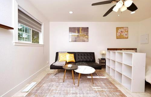 Molivu Homes Studio - PetFriendly - King Bed - W-D - Foto 2