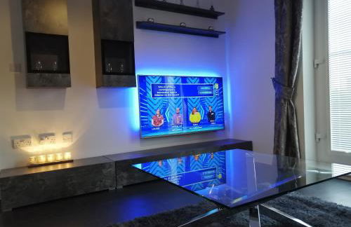 StayNEC LAMPREY- Lux Apartment - Birmingham - For Company, Contractor & Leisure Stays NEC, HS2, JLR, Airport - Foto 6