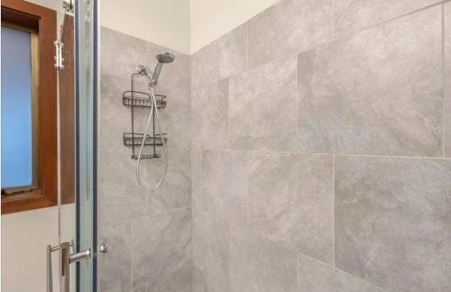 Poulsbo Waterfront Lodge with Game Room Library - Foto 33