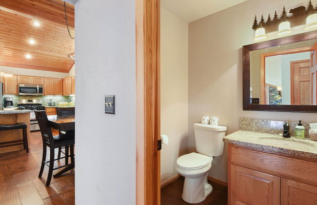 Quaking Cabin Gas BBQ & Amenities Access! - Photo 5