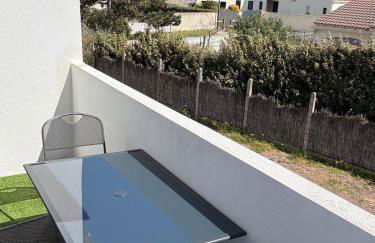 Duplex cosy neuf - wifi - balcon - en bordure de forêt de pins - proche plage - Foto 14