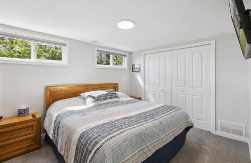 Lakefront Escape Dock Fire Pit Sleeps 14 - Foto 59