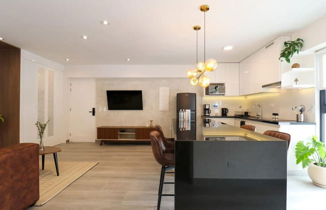 w Captivating 1BR in Miraflores - Photo 12