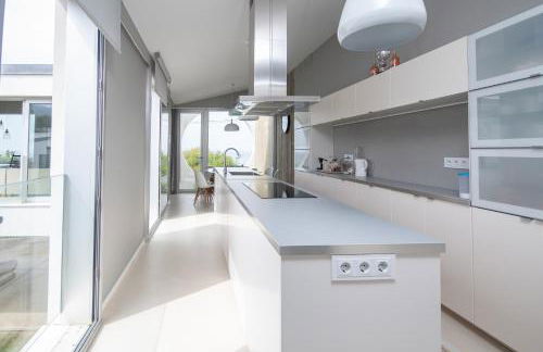 AG Villa Razo Luxury en primera linea con piscina - Foto 13