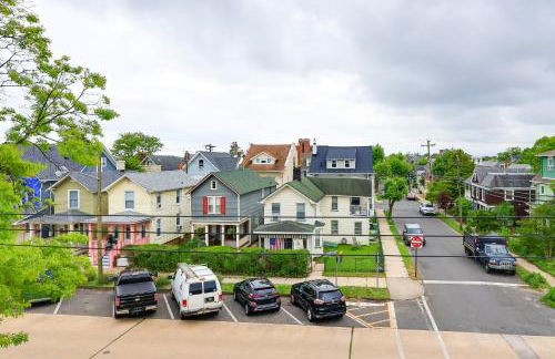 Walk to Downtown and Beach Ocean Grove Apartment! - Foto 14