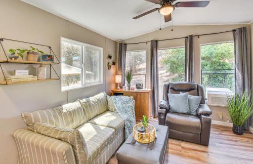 La Grange Home with Covered Patio and Gas Grill! - Foto 4