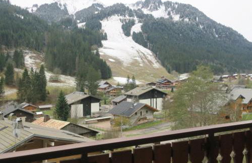 Appartement cocooning pour 4 avec balcon et garage à Châtel - FR-1-198-196 - Foto 8