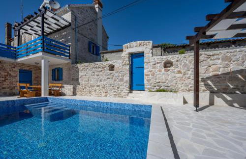 House AnaDora with pool - Zlarin - Photo 54