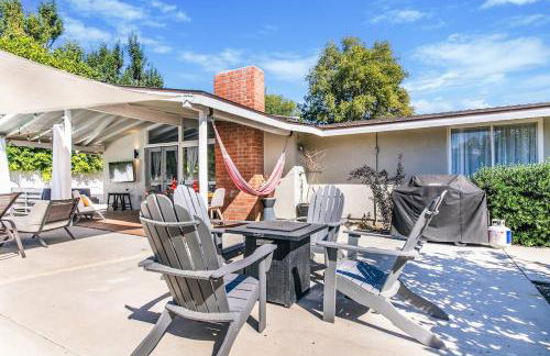 SoCal Retreat with Pool and Spacious Backyard - Foto 6