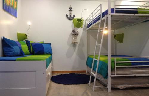 Blue House - Photo 23