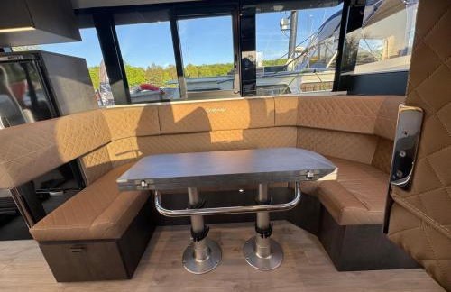 Yacht als Wohnung zu vermieten Hausboot direkt Tempelhofer Hafen - Foto 6