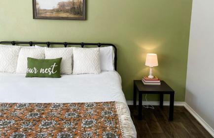 Pool View Escape - Near Shops & Dining - Foto 9