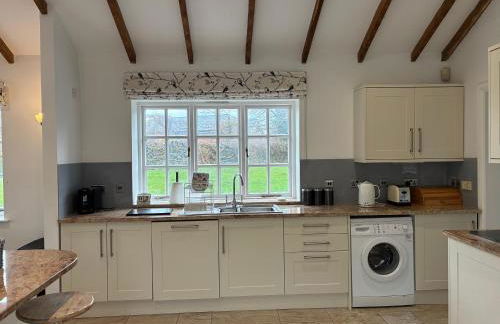 Courtyard Cottage at Pudleston Court - Foto 4