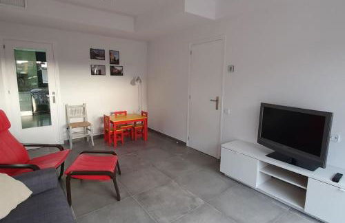 CASA CENTRO DEL PUEBLO CON PISCINA PRIVADA - Photo 3