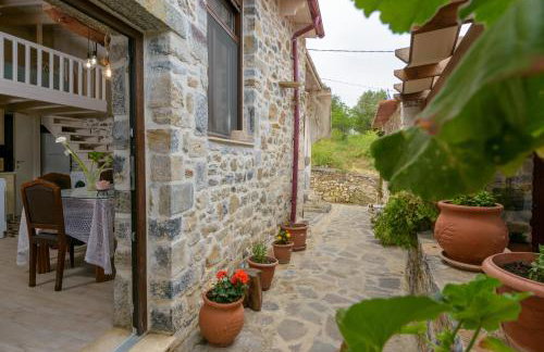 Platipodi stone house - Photo 13