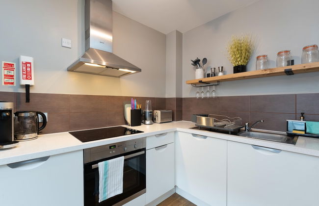 High Street Town House - Photo 29