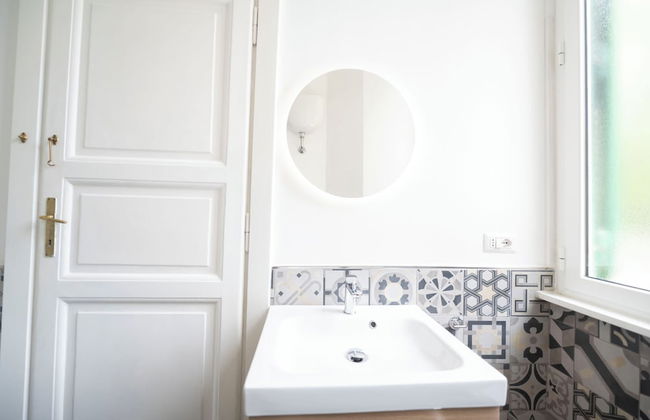 Lovely And New Apartment Near Termini Station - Photo 15