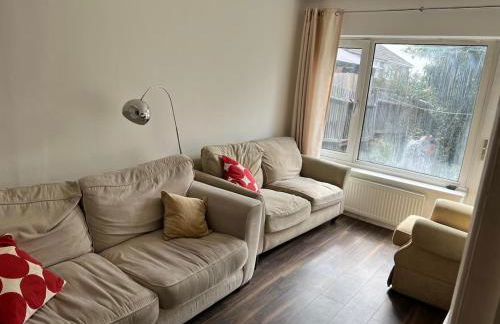 Large Rooms with Desk, Gardens & Great Transport - Foto 5