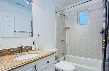 Entire Family-friendly 4 BR Cozy Unit , Metro walk - Foto 41