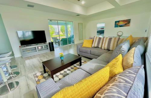 New house with canal view in Cape Coral - Foto 5