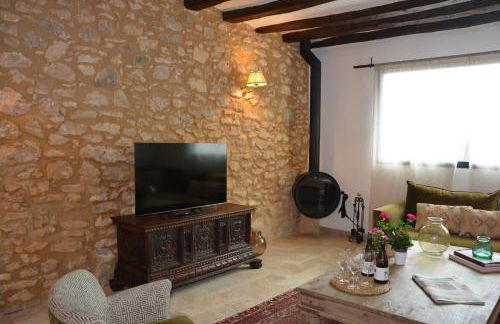 Masia La Morera autenticidad renovada 100 porcien a 10 minutos de Sitges en coche 12 huespedes Piscina Aire Aconc 6 Suites Apertura 15 Julio 2025 - Foto 19