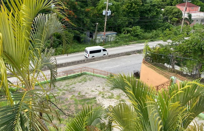 Montego Bay Ironshore Luxury Studios - Photo 36