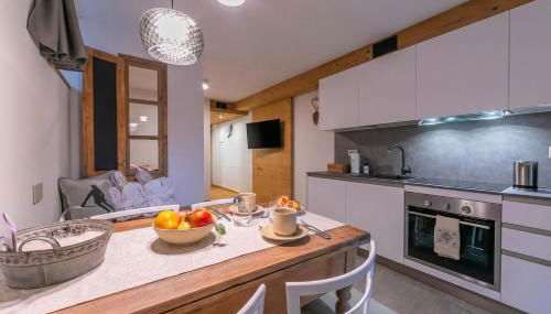 Menina - Happy Rentals - Photo 2