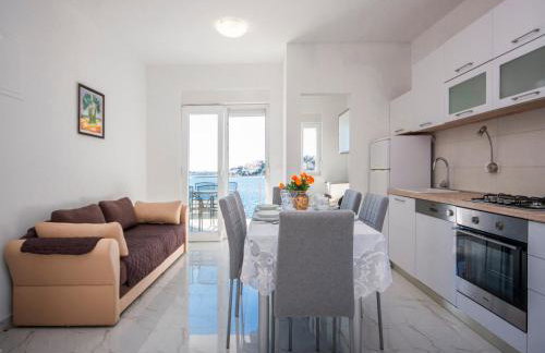 Apartments Happy Holiday - Photo 20