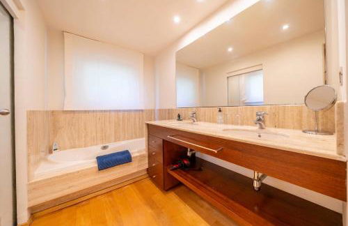 Villa Les Oliveres Piscina Privada Vistas Mar Aire Acondicionado - Foto 28