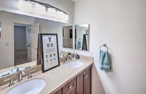 Parker Home on the Colorado River w/ Views! - Foto 16