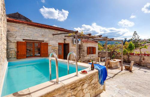 Traditional Home Vereniki With Heated Pool - BY APOKORONAS VILLAS - Foto 3