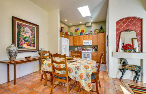 Sunny Adobe Retreat with Hot Tub and Mtn Views! - Foto 7