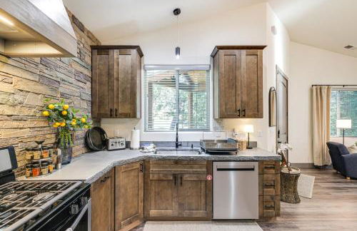 Game Room and Patio Picturesque Home in Sonora - Foto 7