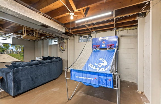 Brew City Game Room Fenced Yard Sleeps 13 - Foto 33