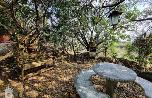 Chalé europeu com vista para natureza no interior - Foto 23