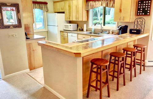 G4 Modern home with AC within walking distance of golf course and Mt Washington Hotel - Foto 2