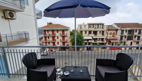 Fondachello Suites - Fondachello Apartments - Foto 1