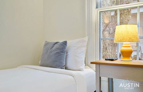 Charming Vintage House in Zilker with Hot Tub and Parking - Foto 31