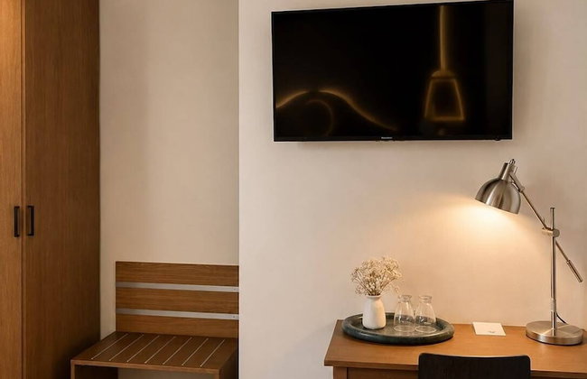 Legazpi Doce Rooms & Suites - Photo 11