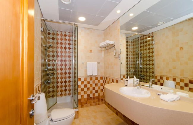 Roda Beach Resort - Photo 36