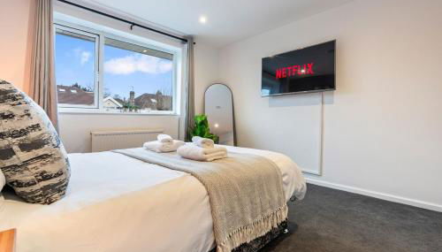 Cozy 2BR Getaway - Private Hot Tub & Bath Retreat - Foto 3