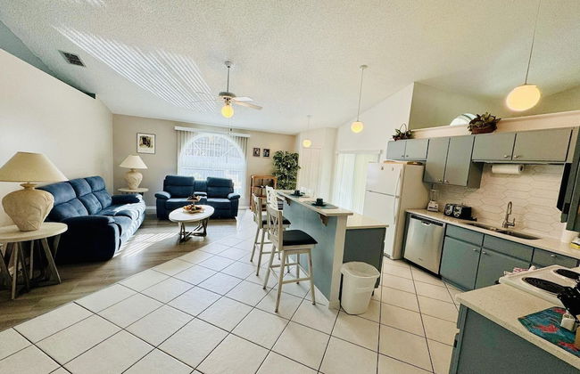 Amazing 3/2 Vacation Home With Private Pool!! - Foto 22