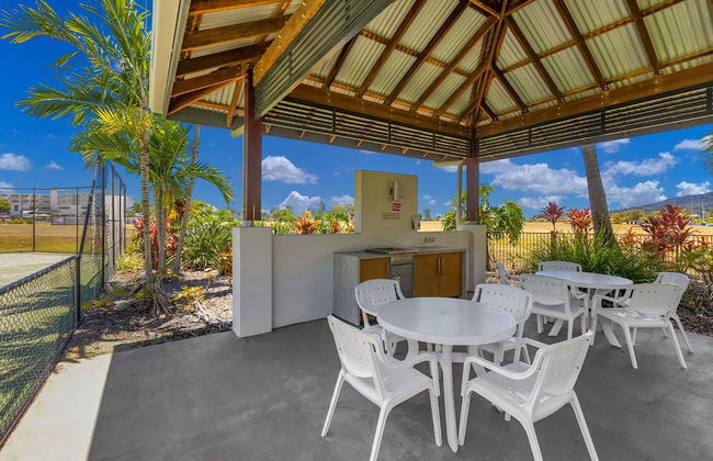 The Boathouse Apartments - Photo 30