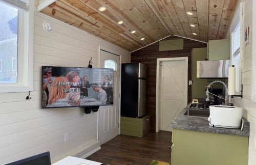 Tiny Home at Bear Mountain -Only 25 Min from Anchorage, Great Central location-Cute & Comfortable - Foto 18