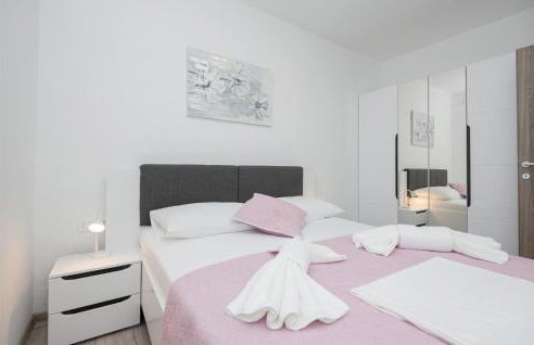 Amazing Apartment In Podaca With Wifi - Foto 20